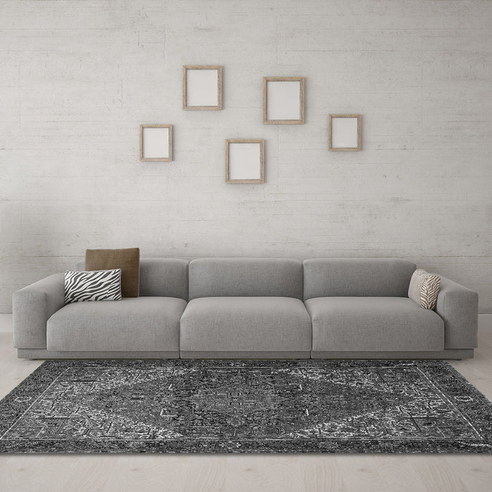 Machine Washable Persian Gray Traditional Rug in a Living Room,, wshtr1569gry