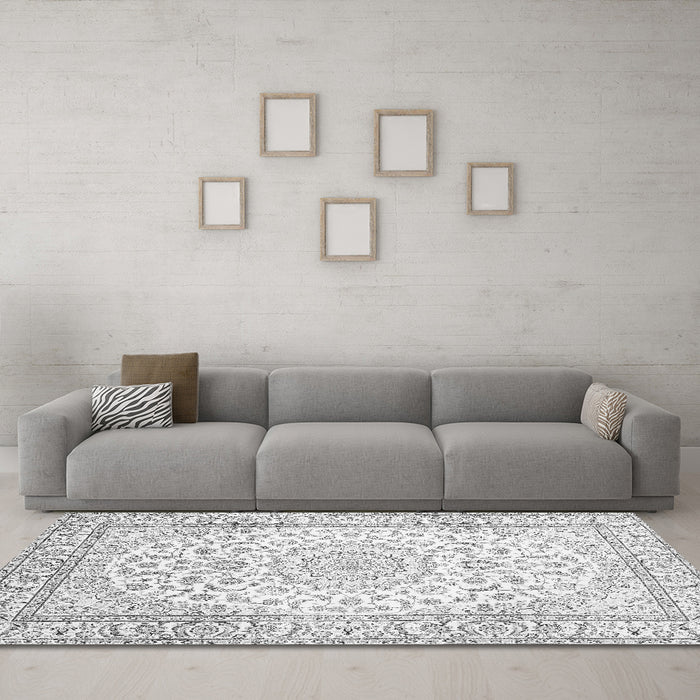 Machine Washable Medallion Gray Traditional Rug in a Living Room,, wshtr156gry