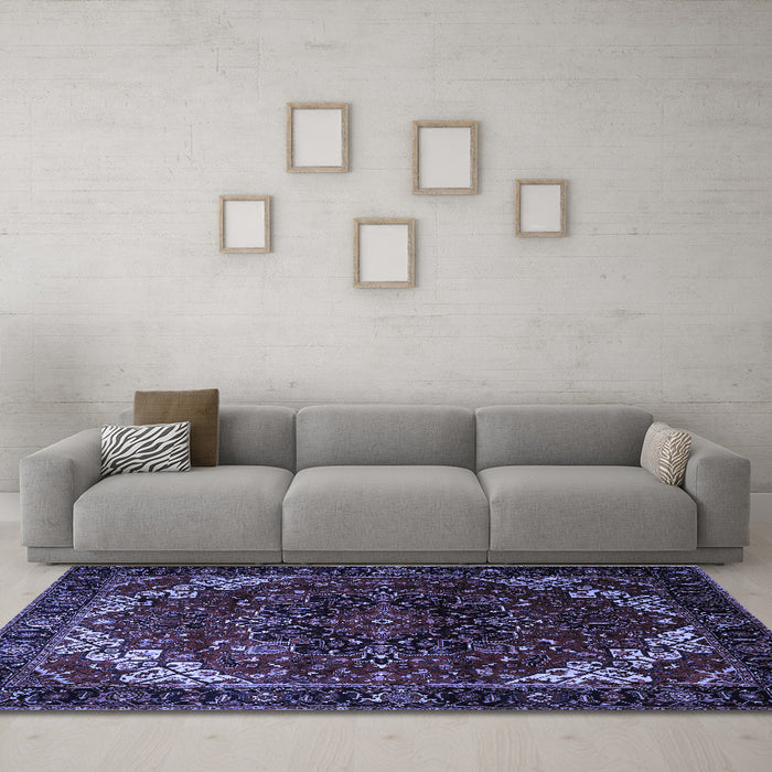 Machine Washable Persian Blue Traditional Rug in a Living Room, wshtr1573blu