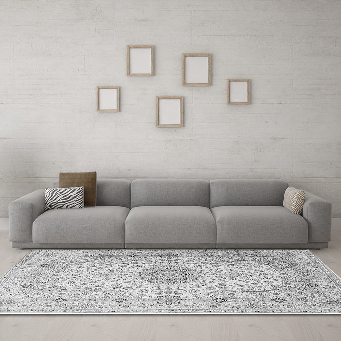 Machine Washable Medallion Gray Traditional Rug in a Living Room,, wshtr1574gry