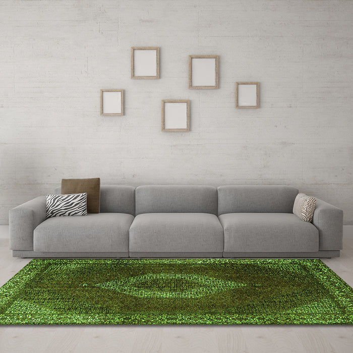 Machine Washable Medallion Green Traditional Area Rugs in a Living Room,, wshtr1576grn