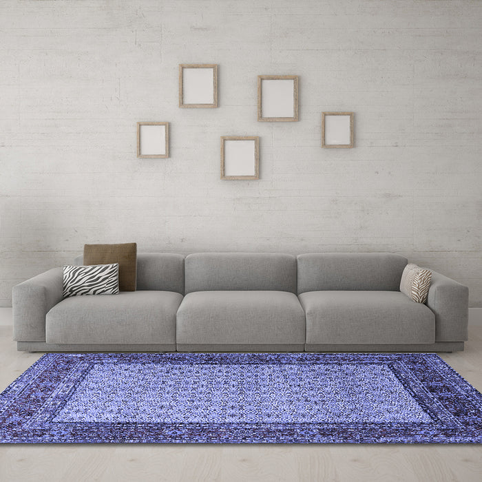 Machine Washable Persian Blue Traditional Rug in a Living Room, wshtr1580blu
