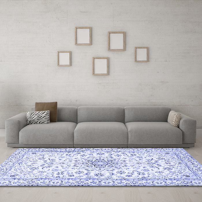 Machine Washable Medallion Blue Traditional Rug in a Living Room, wshtr1583blu