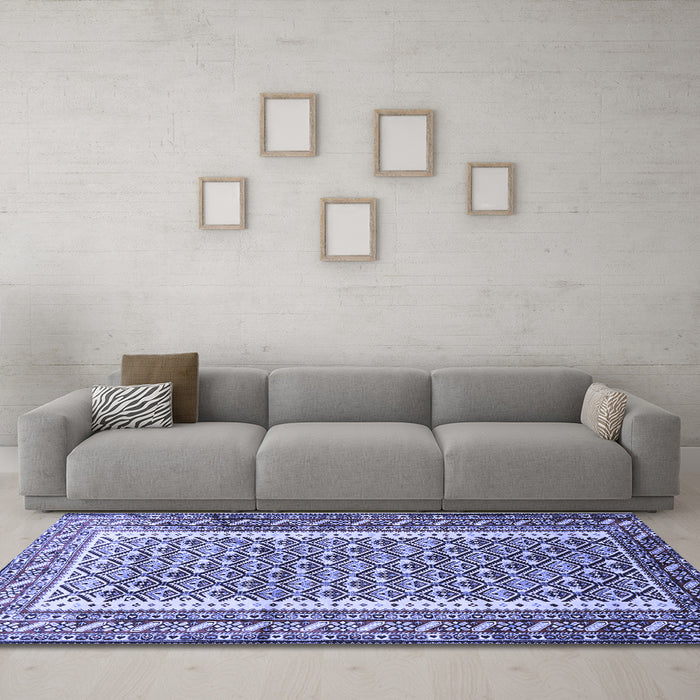 Machine Washable Persian Blue Traditional Rug in a Living Room, wshtr1590blu