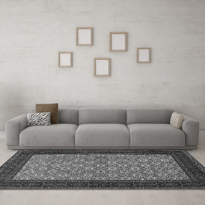 Machine Washable Persian Gray Traditional Rug in a Living Room,, wshtr1593gry