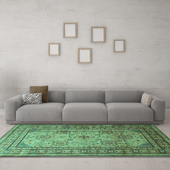 Machine Washable Persian Turquoise Traditional Area Rugs in a Living Room,, wshtr1596turq