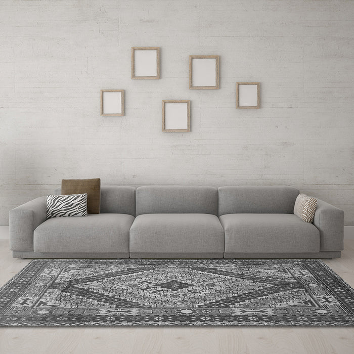 Machine Washable Persian Gray Traditional Rug in a Living Room,, wshtr1597gry