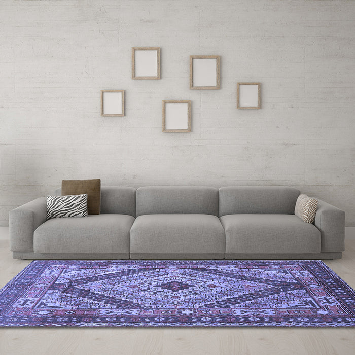 Machine Washable Persian Blue Traditional Rug in a Living Room, wshtr1597blu