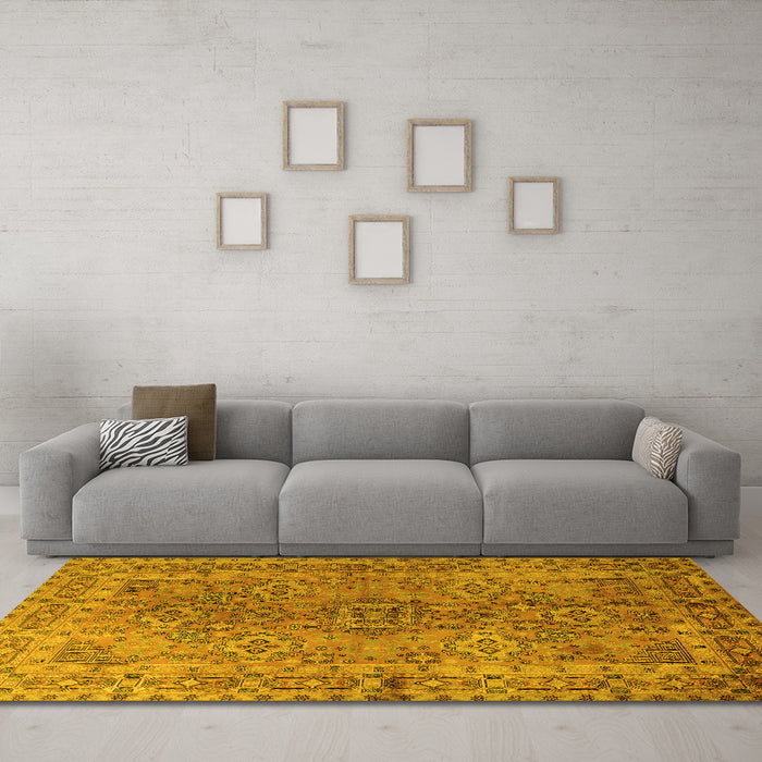 Machine Washable Persian Yellow Traditional Rug in a Living Room, wshtr1598yw