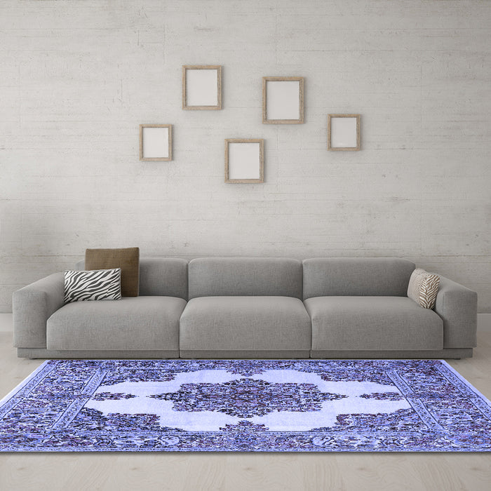 Machine Washable Medallion Blue Traditional Rug in a Living Room, wshtr1600blu
