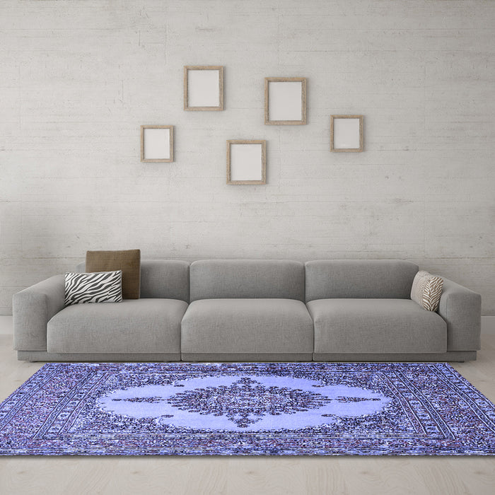 Machine Washable Medallion Blue Traditional Rug in a Living Room, wshtr1601blu
