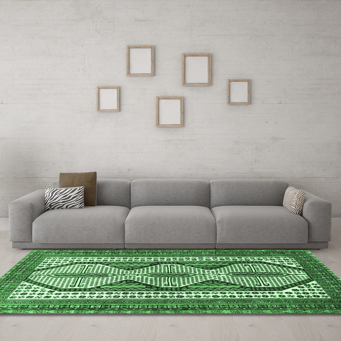 Machine Washable Persian Emerald Green Traditional Area Rugs in a Living Room,, wshtr1602emgrn