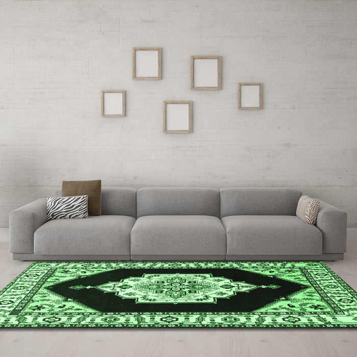 Machine Washable Medallion Emerald Green Traditional Area Rugs in a Living Room,, wshtr1603emgrn