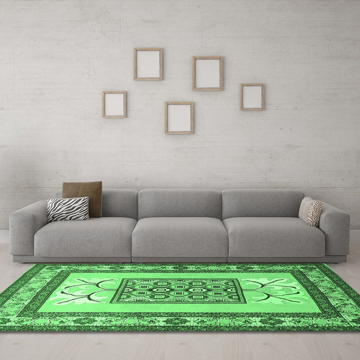 Machine Washable Persian Emerald Green Traditional Area Rugs in a Living Room,, wshtr1604emgrn