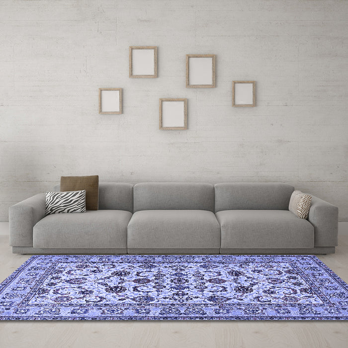 Machine Washable Persian Blue Traditional Rug in a Living Room, wshtr1605blu
