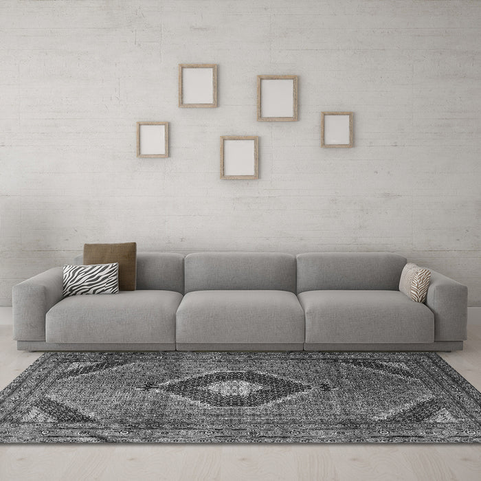 Machine Washable Medallion Gray Traditional Rug in a Living Room,, wshtr1608gry