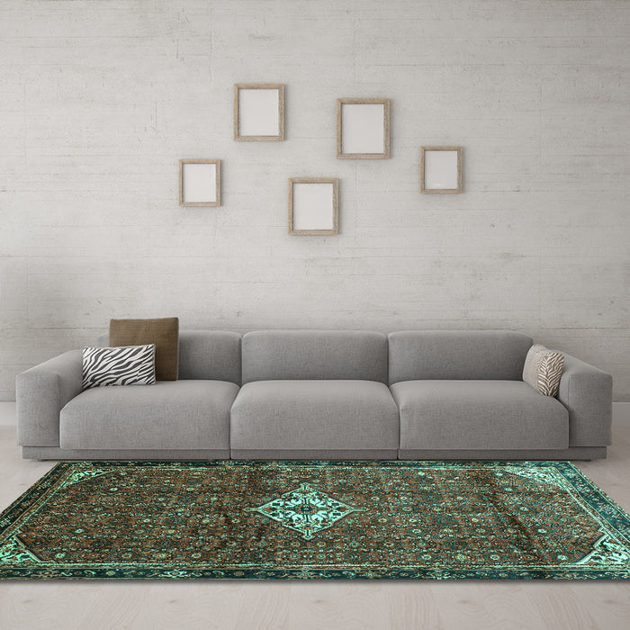 Machine Washable Persian Turquoise Traditional Area Rugs in a Living Room,, wshtr160turq