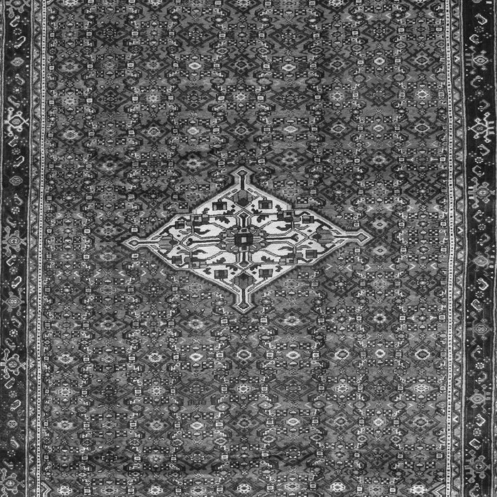 Serging Thickness of Machine Washable Persian Gray Traditional Rug, wshtr160gry