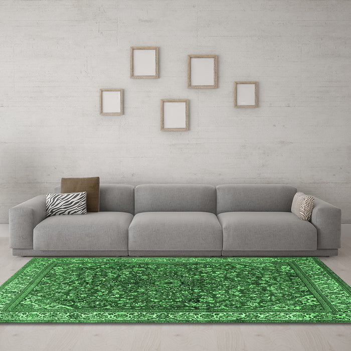 Machine Washable Persian Emerald Green Traditional Area Rugs in a Living Room,, wshtr1618emgrn
