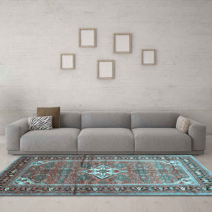 Machine Washable Persian Light Blue Traditional Rug in a Living Room, wshtr161lblu