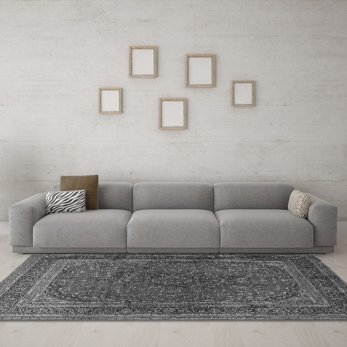 Machine Washable Medallion Gray Traditional Rug in a Living Room,, wshtr1620gry