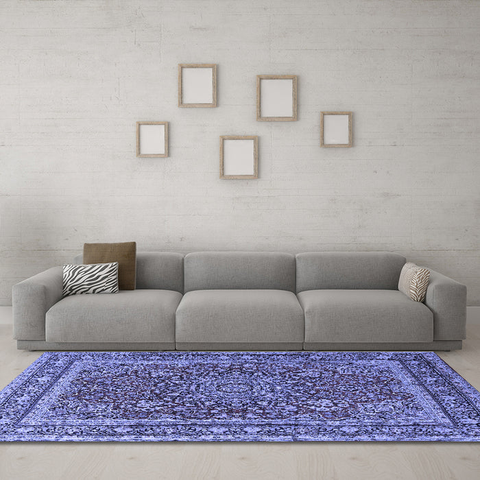 Machine Washable Medallion Blue Traditional Rug in a Living Room, wshtr1624blu