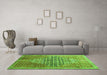 Machine Washable Persian Green Traditional Area Rugs in a Living Room,, wshtr162grn