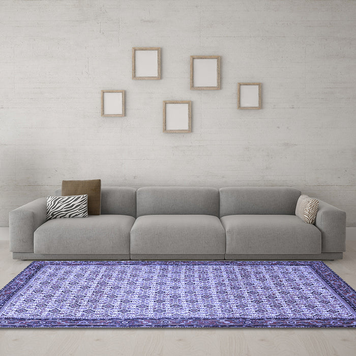 Machine Washable Persian Blue Traditional Rug in a Living Room, wshtr1635blu