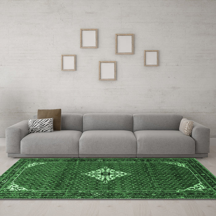 Machine Washable Persian Emerald Green Traditional Area Rugs in a Living Room,, wshtr1636emgrn