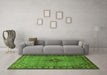 Machine Washable Persian Green Traditional Area Rugs in a Living Room,, wshtr1638grn