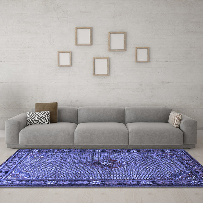 Machine Washable Persian Blue Traditional Rug in a Living Room, wshtr1638blu
