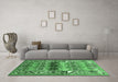 Machine Washable Persian Emerald Green Traditional Area Rugs in a Living Room,, wshtr163emgrn