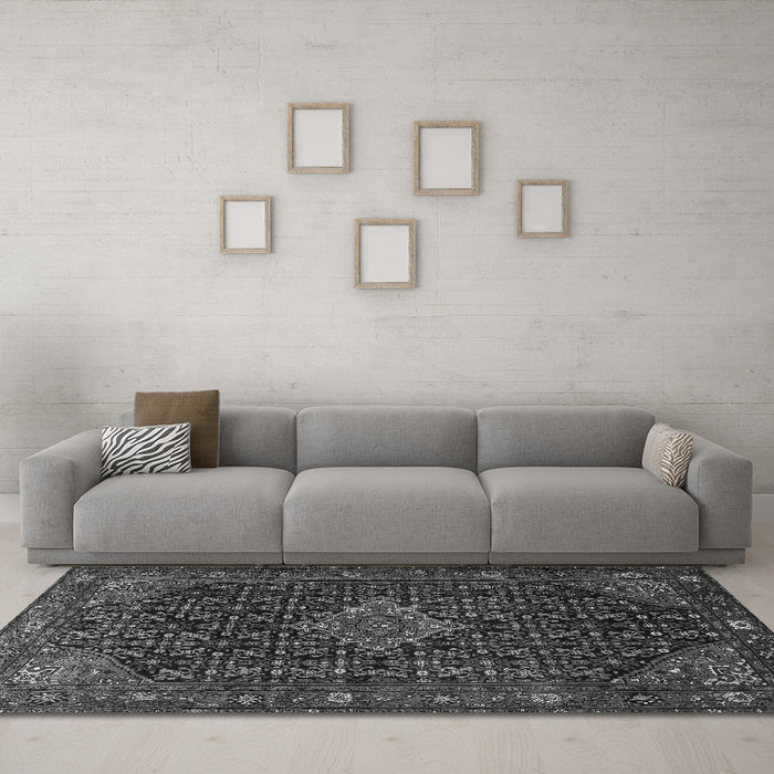 Machine Washable Persian Gray Traditional Rug in a Living Room,, wshtr1645gry