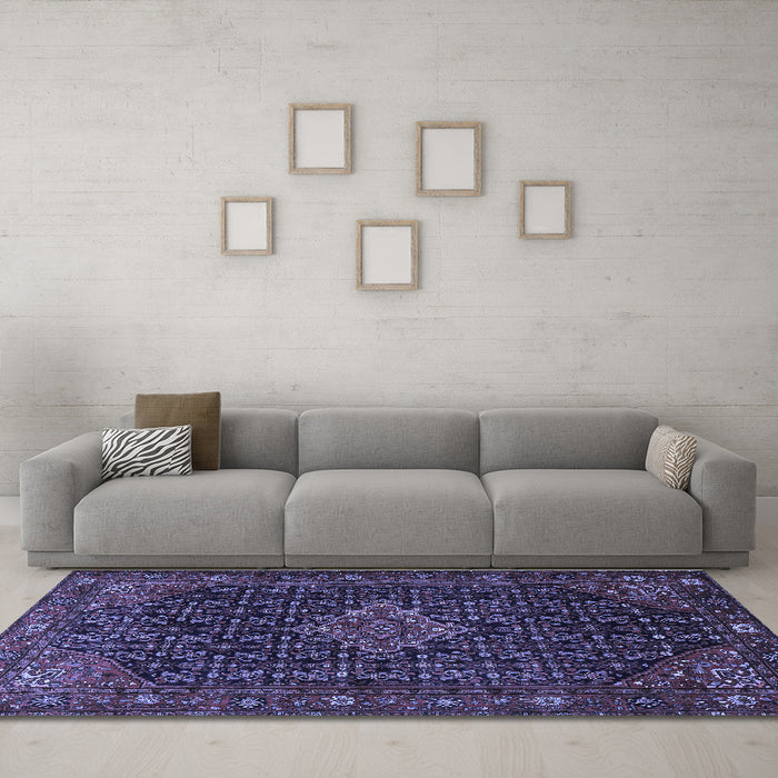 Machine Washable Persian Blue Traditional Rug in a Living Room, wshtr1645blu