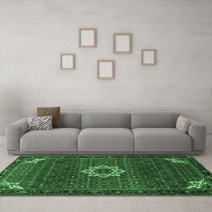 Machine Washable Medallion Emerald Green Traditional Area Rugs in a Living Room,, wshtr1650emgrn