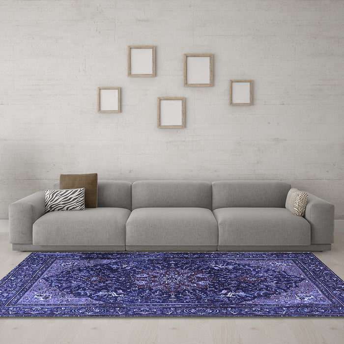 Machine Washable Medallion Blue Traditional Rug in a Living Room, wshtr1651blu