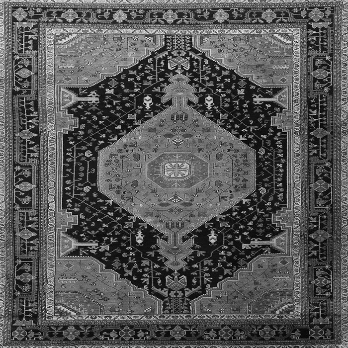Serging Thickness of Medallion Gray Traditional Rug, tr1652gry