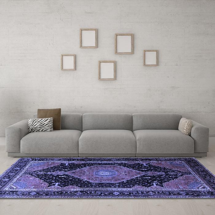 Machine Washable Medallion Blue Traditional Rug in a Living Room, wshtr1652blu
