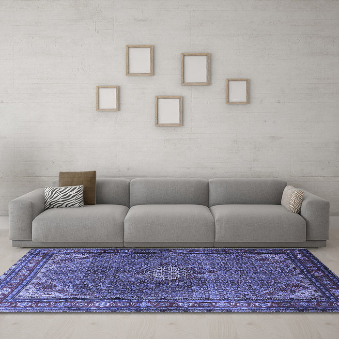 Machine Washable Persian Blue Traditional Rug in a Living Room, wshtr1654blu