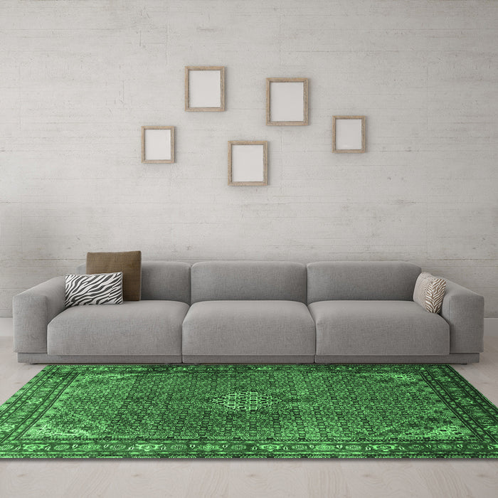 Machine Washable Persian Emerald Green Traditional Area Rugs in a Living Room,, wshtr1654emgrn