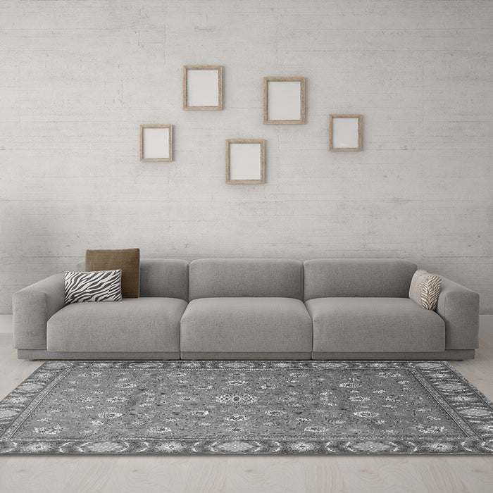 Machine Washable Persian Gray Traditional Rug in a Living Room,, wshtr1658gry