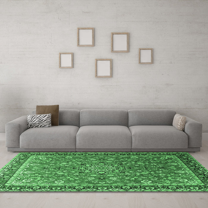 Machine Washable Persian Emerald Green Traditional Area Rugs in a Living Room,, wshtr1659emgrn