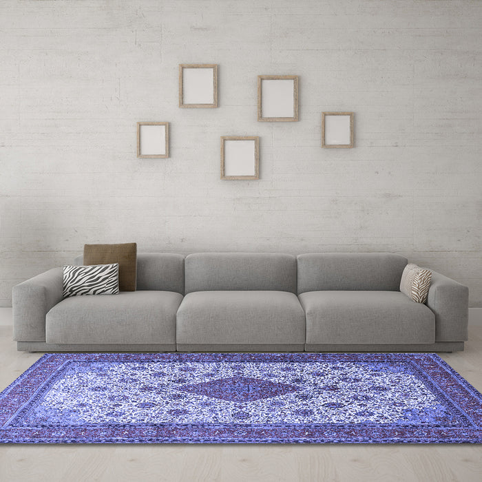 Machine Washable Medallion Blue Traditional Rug in a Living Room, wshtr1660blu