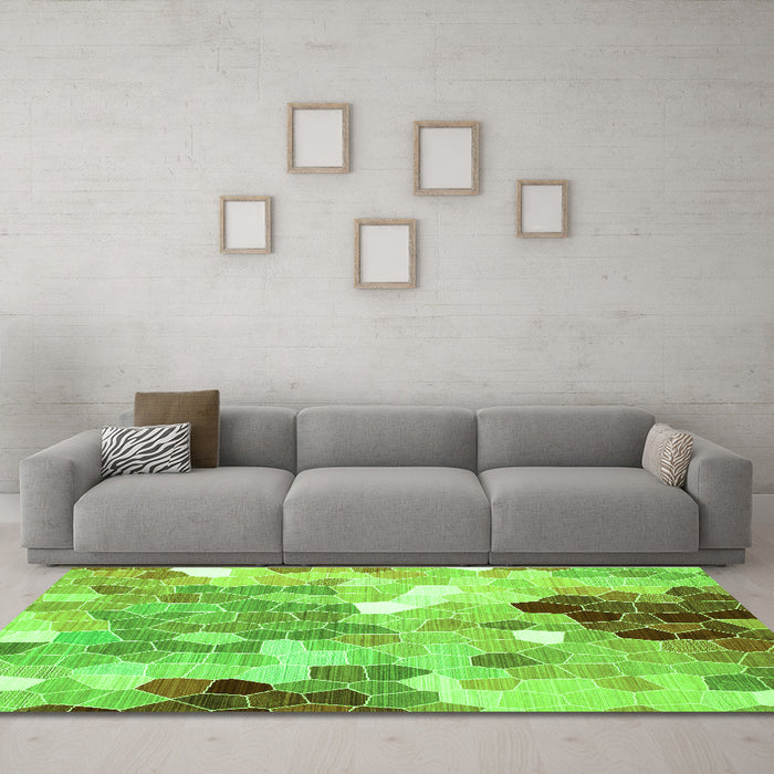 Machine Washable Persian Green Traditional Area Rugs in a Living Room,, wshtr1661grn