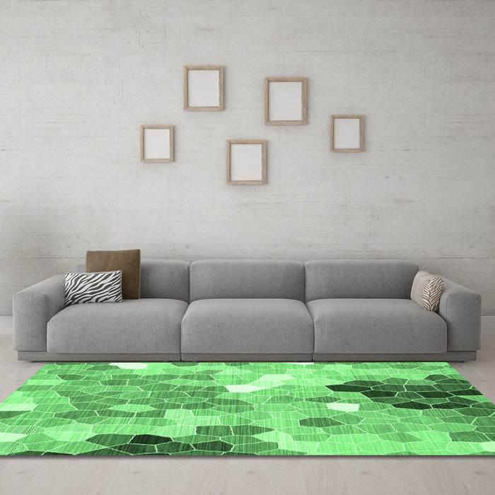 Machine Washable Persian Emerald Green Traditional Area Rugs in a Living Room,, wshtr1661emgrn