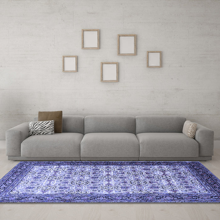 Machine Washable Persian Blue Traditional Rug in a Living Room, wshtr1662blu