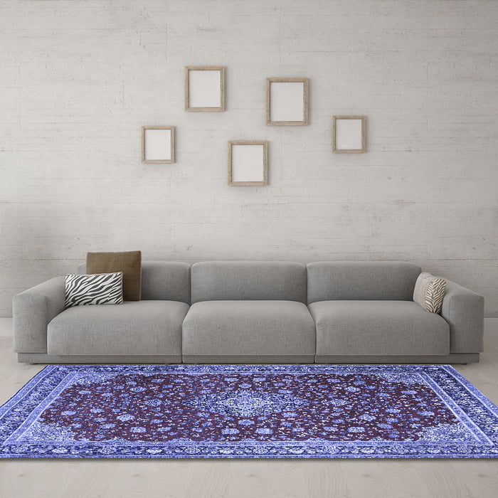 Machine Washable Medallion Blue Traditional Rug in a Living Room, wshtr1663blu