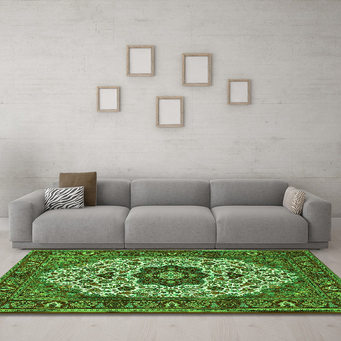 Machine Washable Medallion Green Traditional Area Rugs in a Living Room,, wshtr1667grn