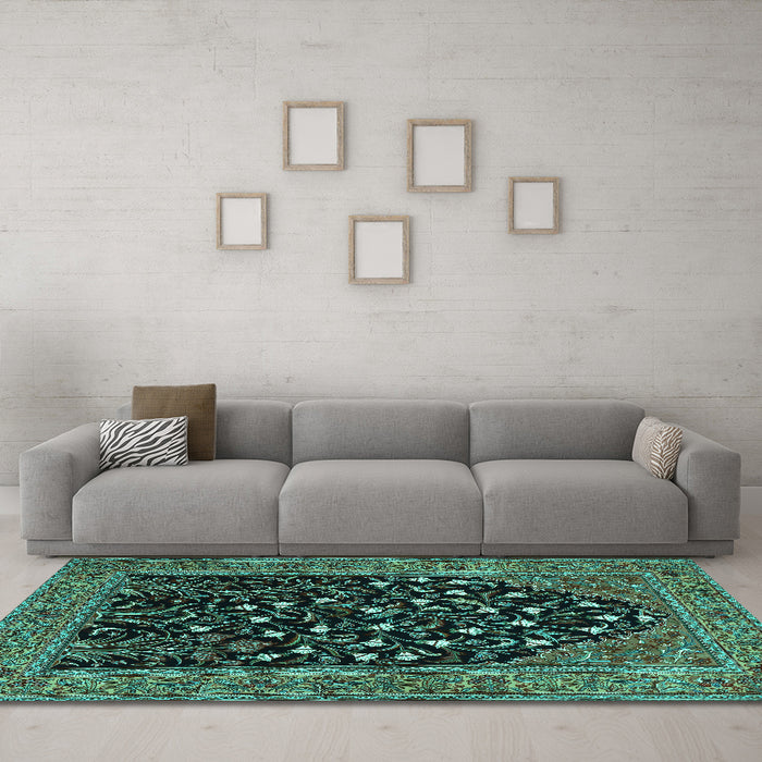 Machine Washable Animal Turquoise Traditional Area Rugs in a Living Room,, wshtr1668turq