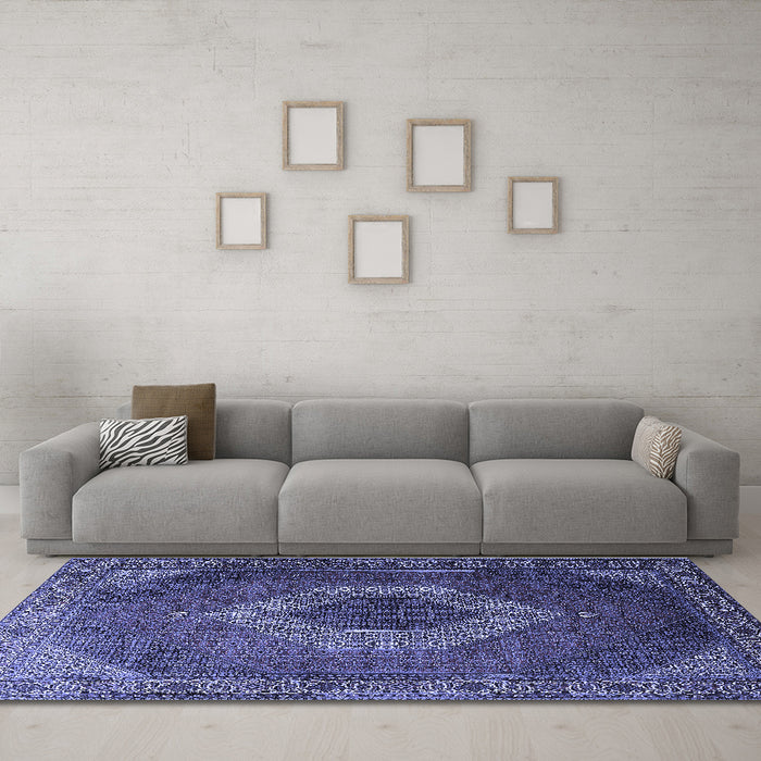Machine Washable Medallion Blue Traditional Rug in a Living Room, wshtr1669blu